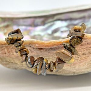 Natural Tiger's Eye Gemstone Stretchable Bracelet Unisex 6-8" Uncut Chip Earthy